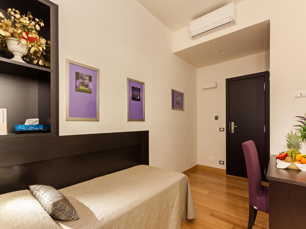 Room 1