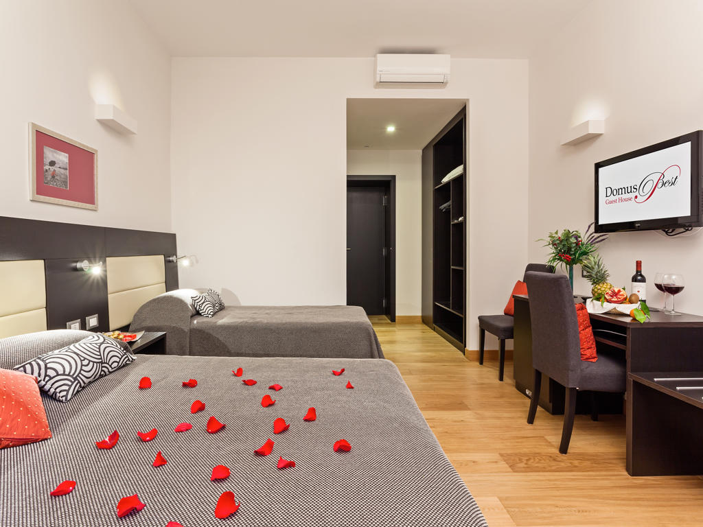 Room 1