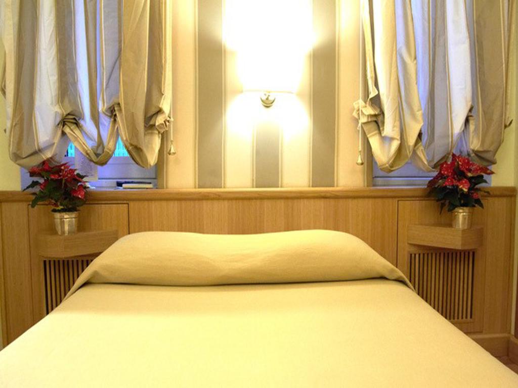 Room 1