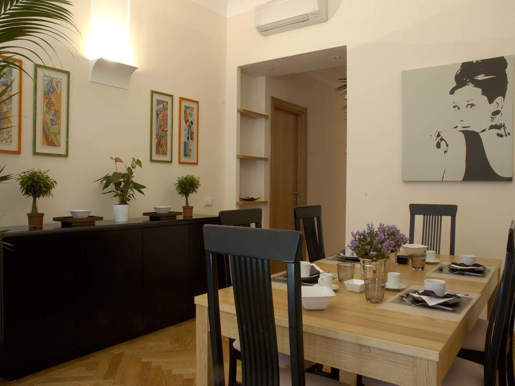 Room 1