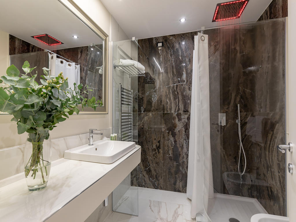 Room 1